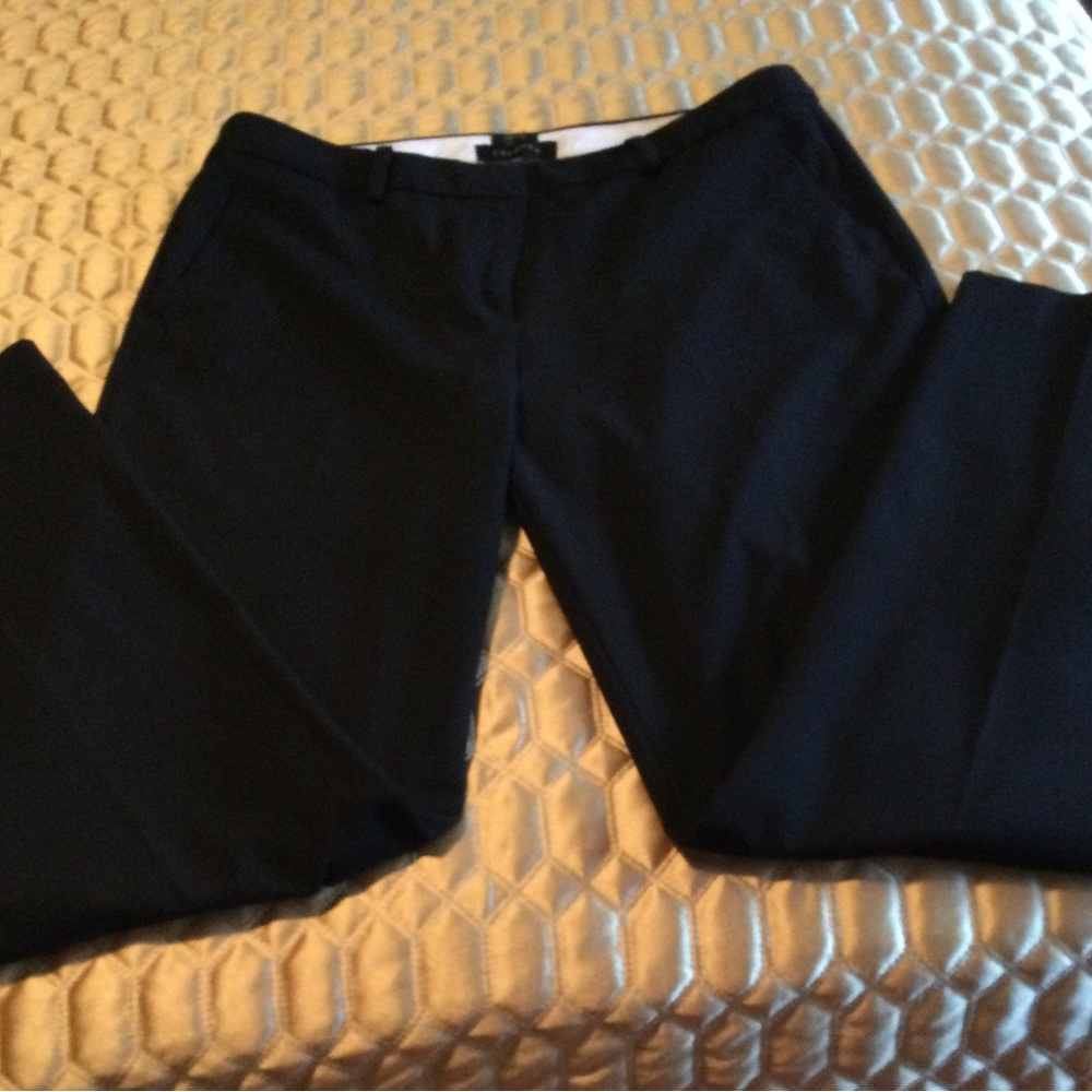 Black Talbots pants size 10. Two side pockets, 2 back pockets and belt loops.